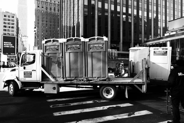 Porta potty delivery and setup in Lenoir, NC